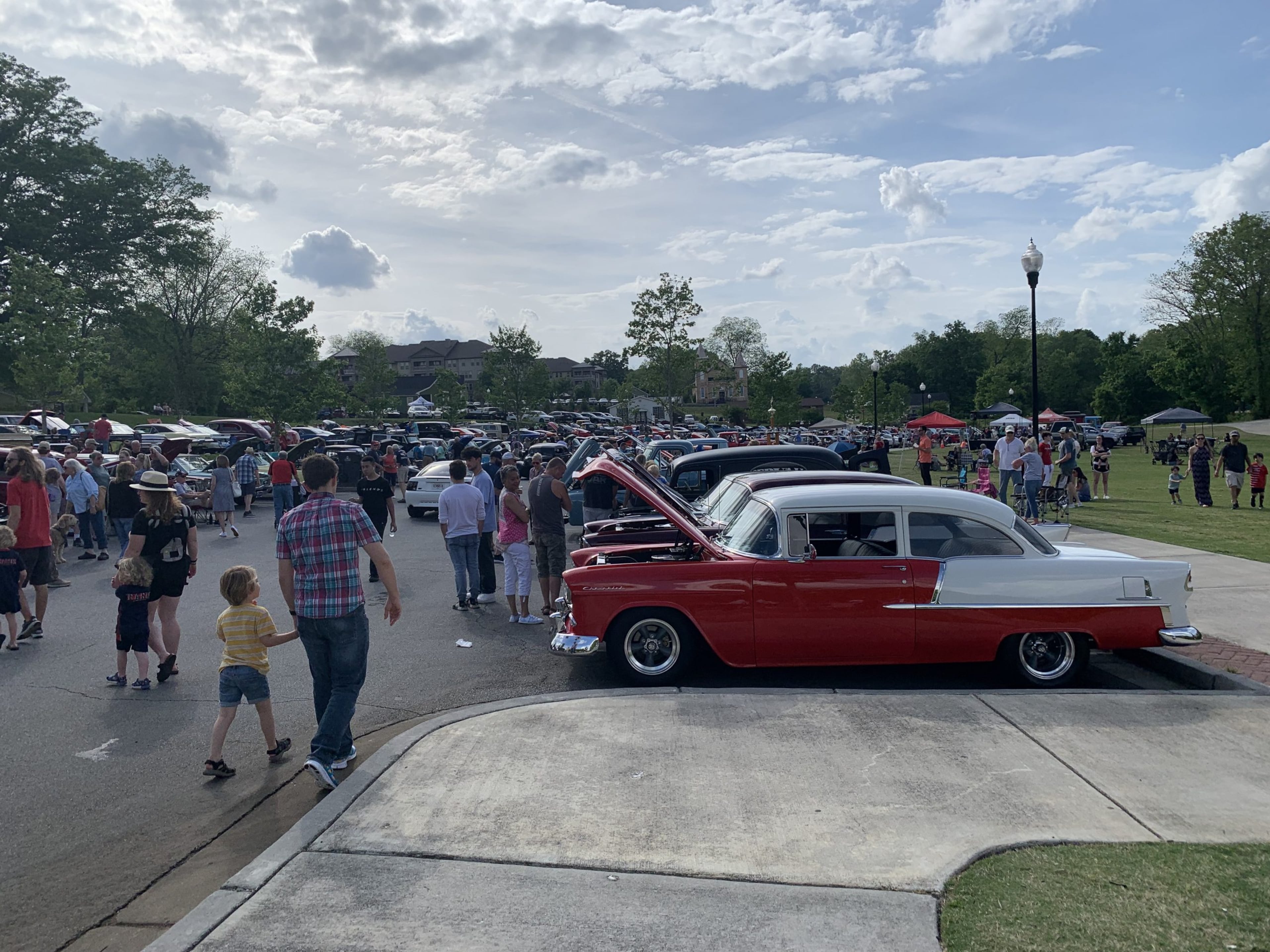 The Fall Downtown Classic Car Cruise in Acworth helps fund Horizon Field, an all-inclusive facility for individuals with disabilities. (Courtesy of the city of Acworth)