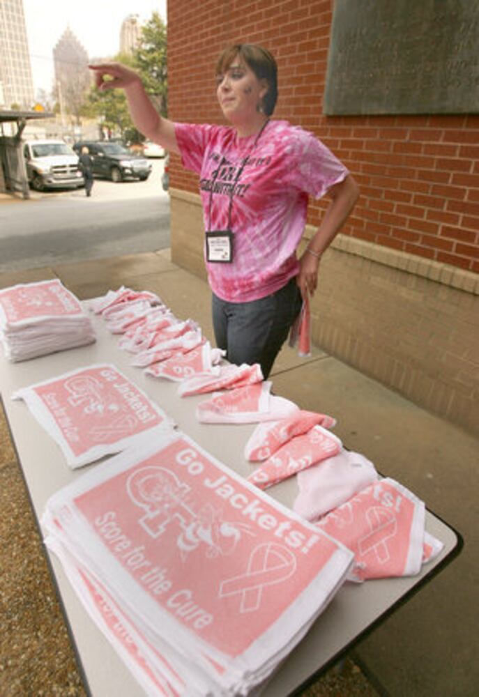 Georgia Tech, N.C. State women wear pink