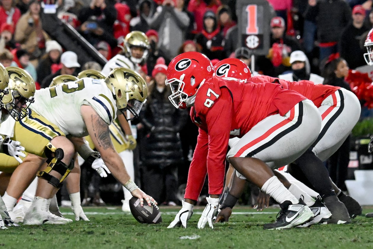 Georgia and Georgia Tech played a classic game last season at Sanford Stadium, going to eight overtimes. (Hyosub Shin/AJC)