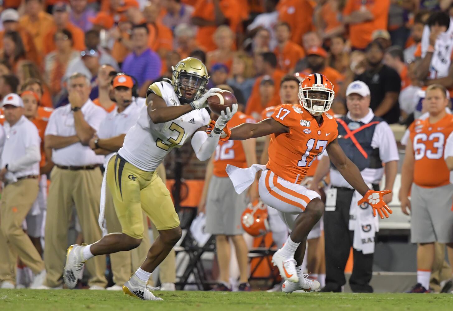 Photos: Jackets open season, battle Clemson