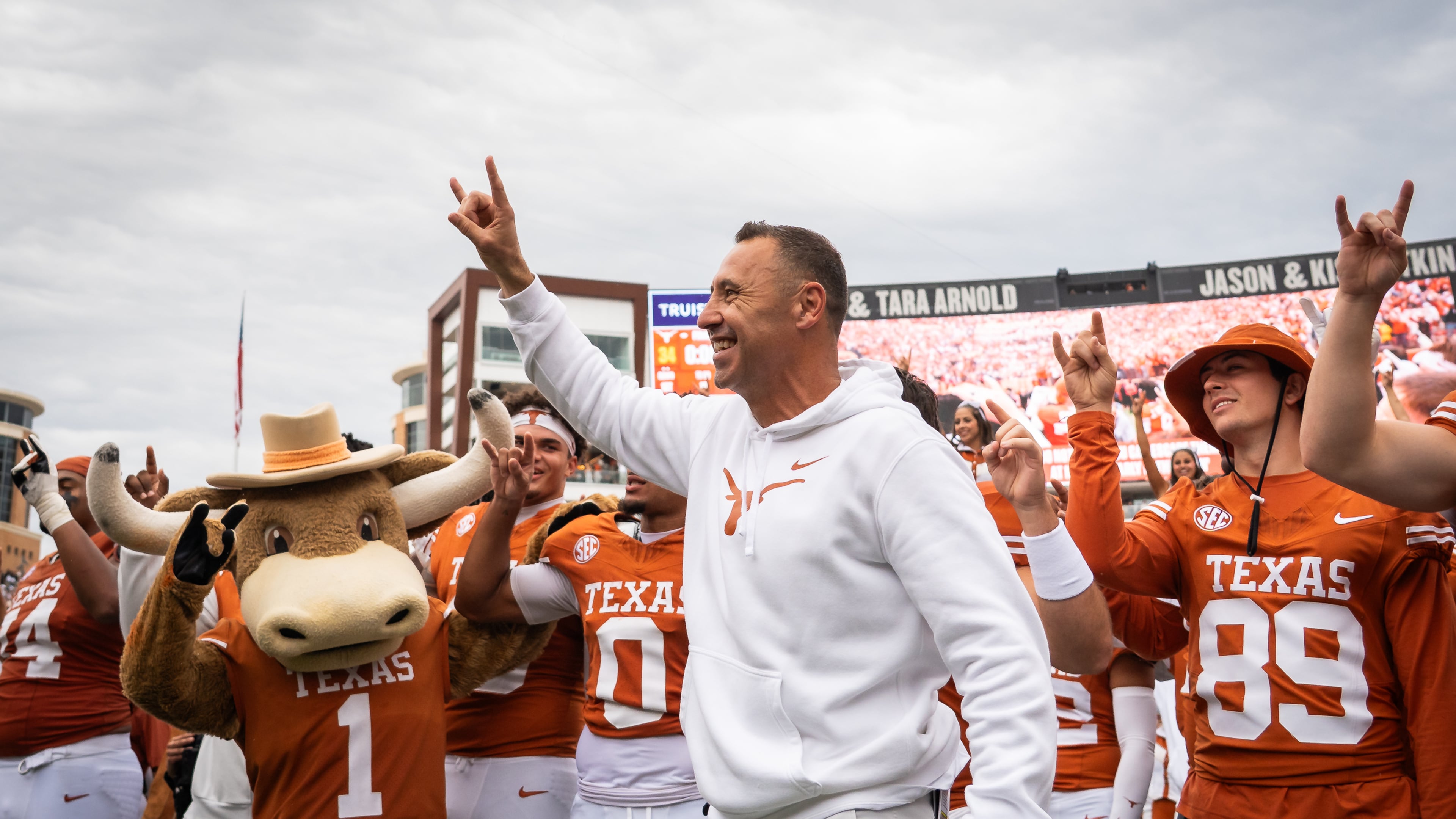 Texas Longhorns head coach Steve Sarkisian celebrates the team's win over Vanderbilt during an NCAA college football game in Austin, Texas, Saturday, Nov. 1, 2025. (Sara Diggins/Austin American-Statesman via AP)
