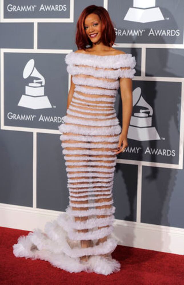 Grammys 2011 red carpet and pre-show