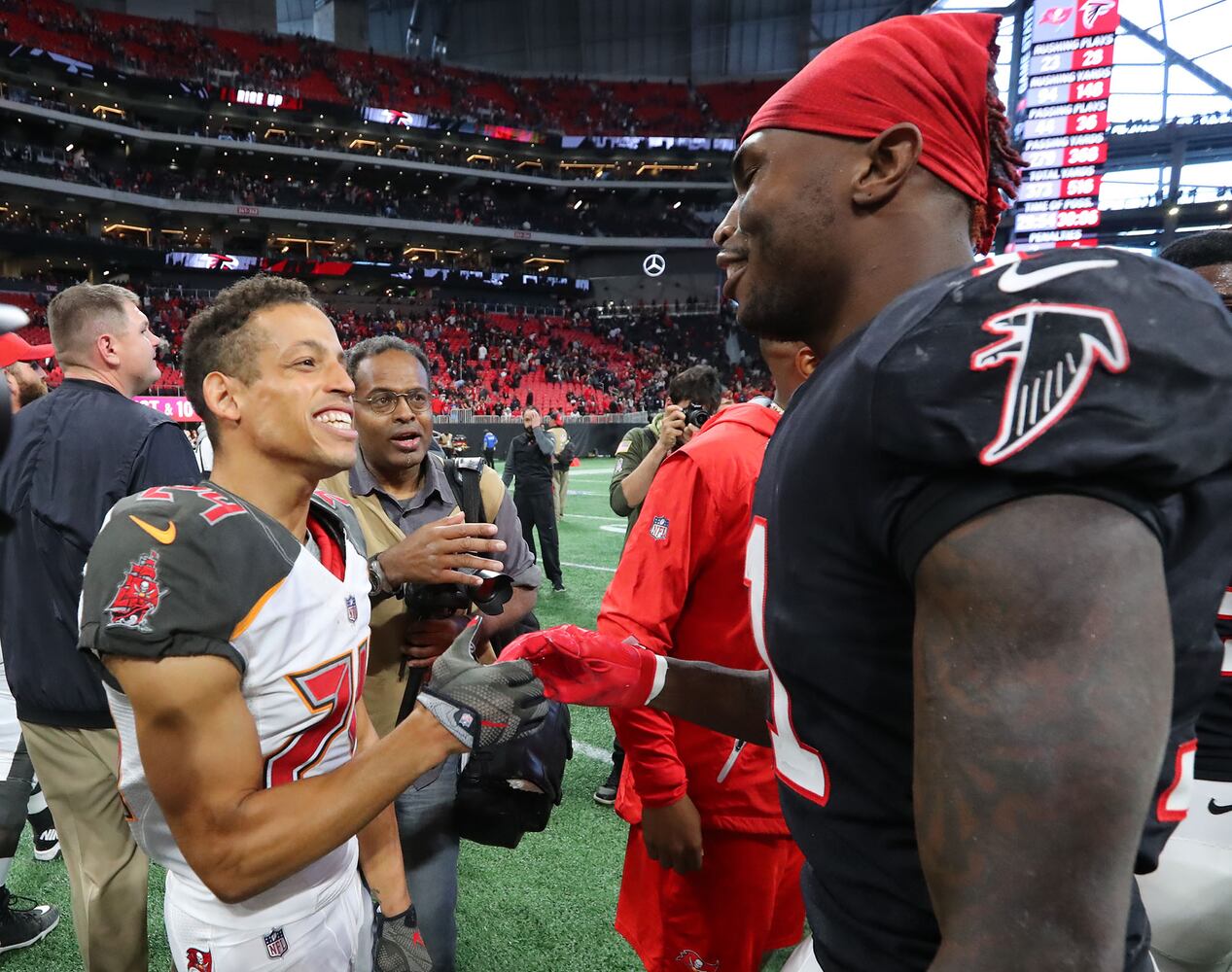 Photos: Falcons defeat Buccaneers on huge day from Julio Jones