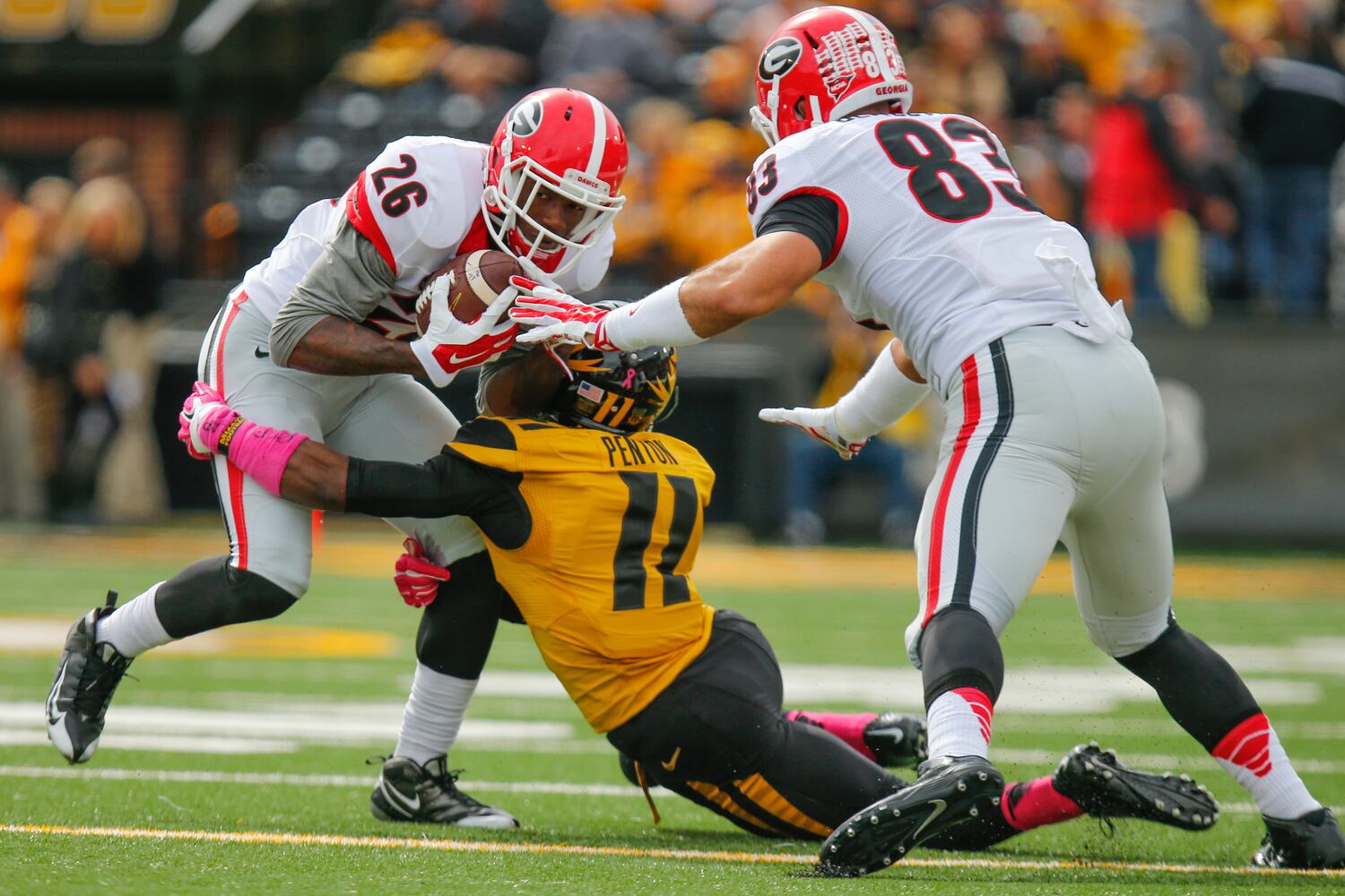 Bulldogs cruise to 34-0 win