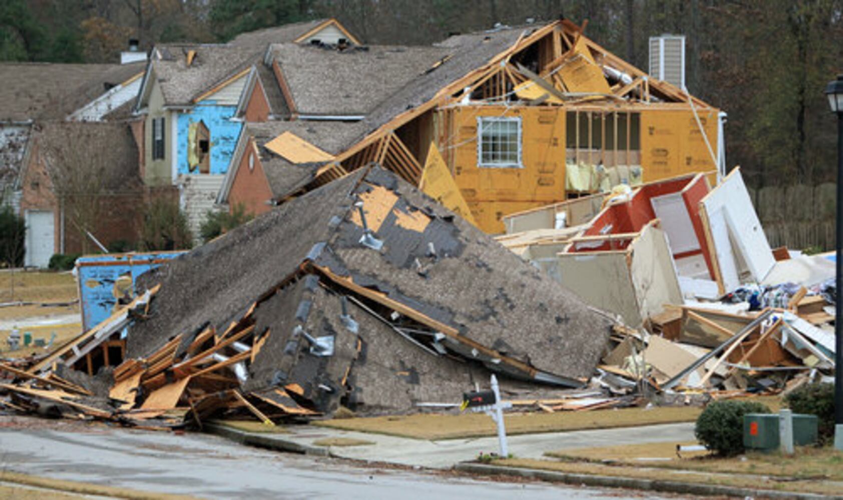 Storms slam metro Atlanta