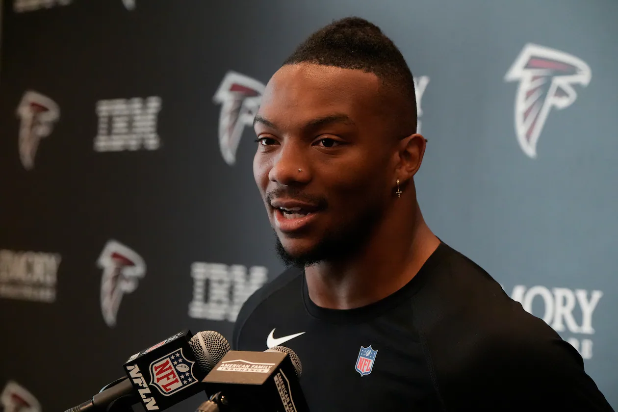 Atlanta Falcons running back Bijan Robinson speaks during an Atlanta Falcons NFL media availability, Wednesday, April 8, 2026, in Flowery Branch, Ga. (Mike Stewart/AP)
