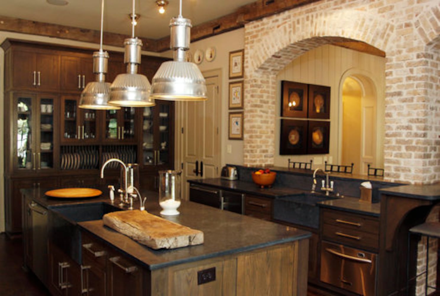 A new-old house for a modern family
