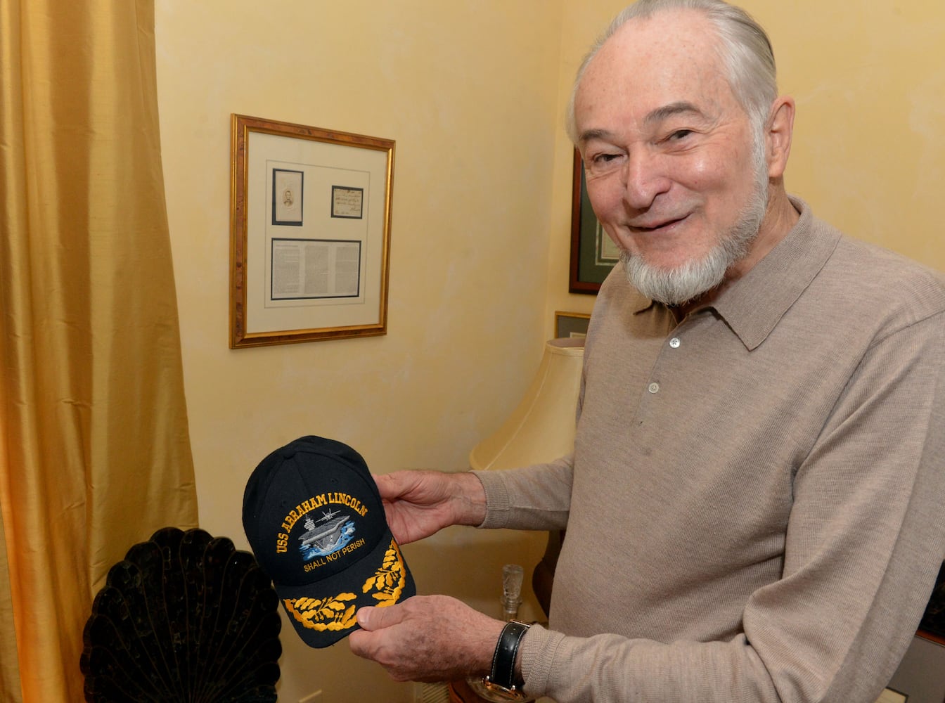 Gene Griessman and his Lincoln memorabilia