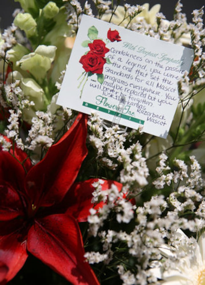Uga VI funeral