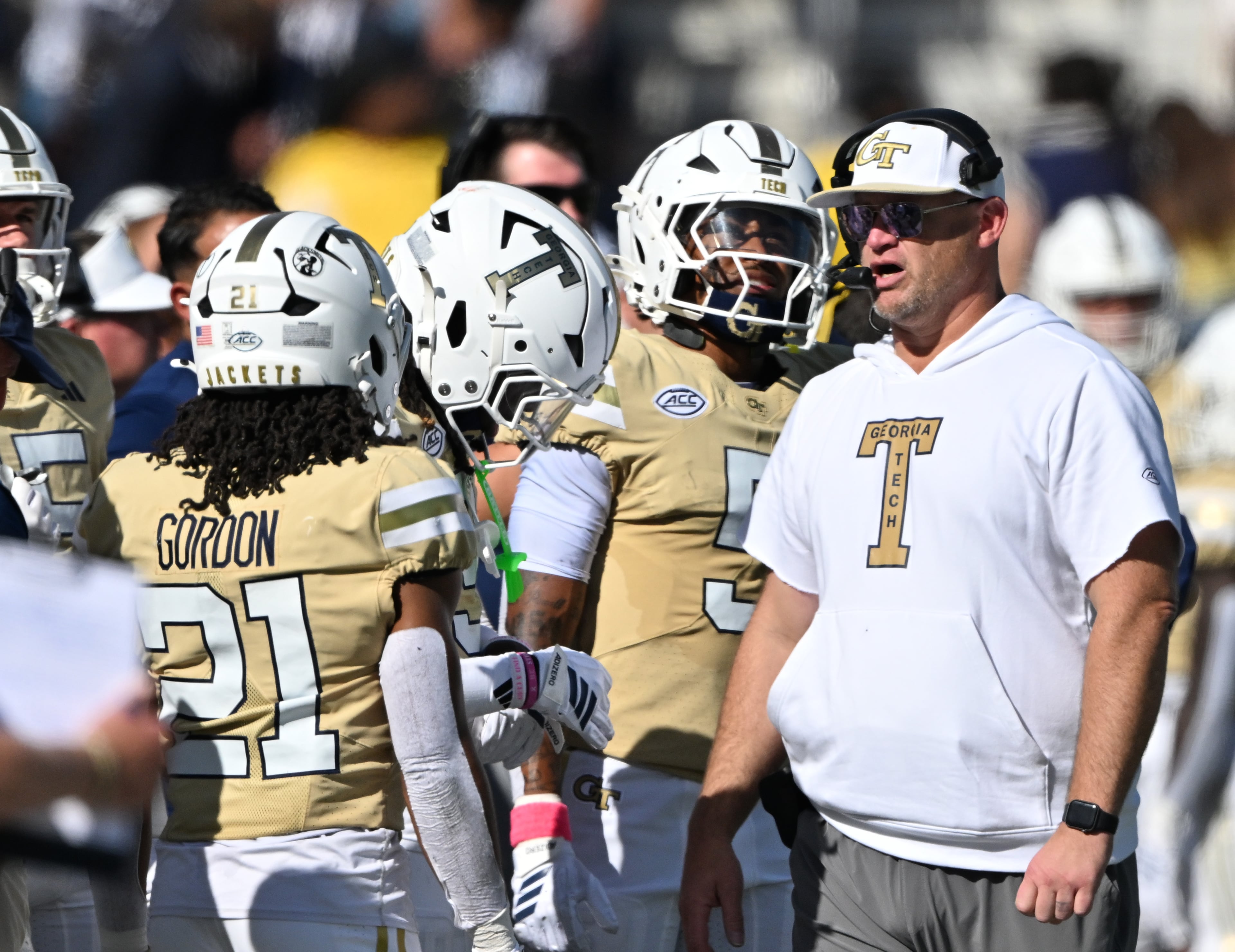 Georgia Tech head coach Brent Key instructs during the second half in an NCAA college football game at Bobby Dodd Stadium, Saturday, Oct. 25, 2025 in Atlanta. Georgia Tech won 41-16 over Syracuse. The Yellow Jackets are 8-0 for the first time since 1966 and 5-0 in the ACC for the first time ever. (Hyosub Shin/AJC)