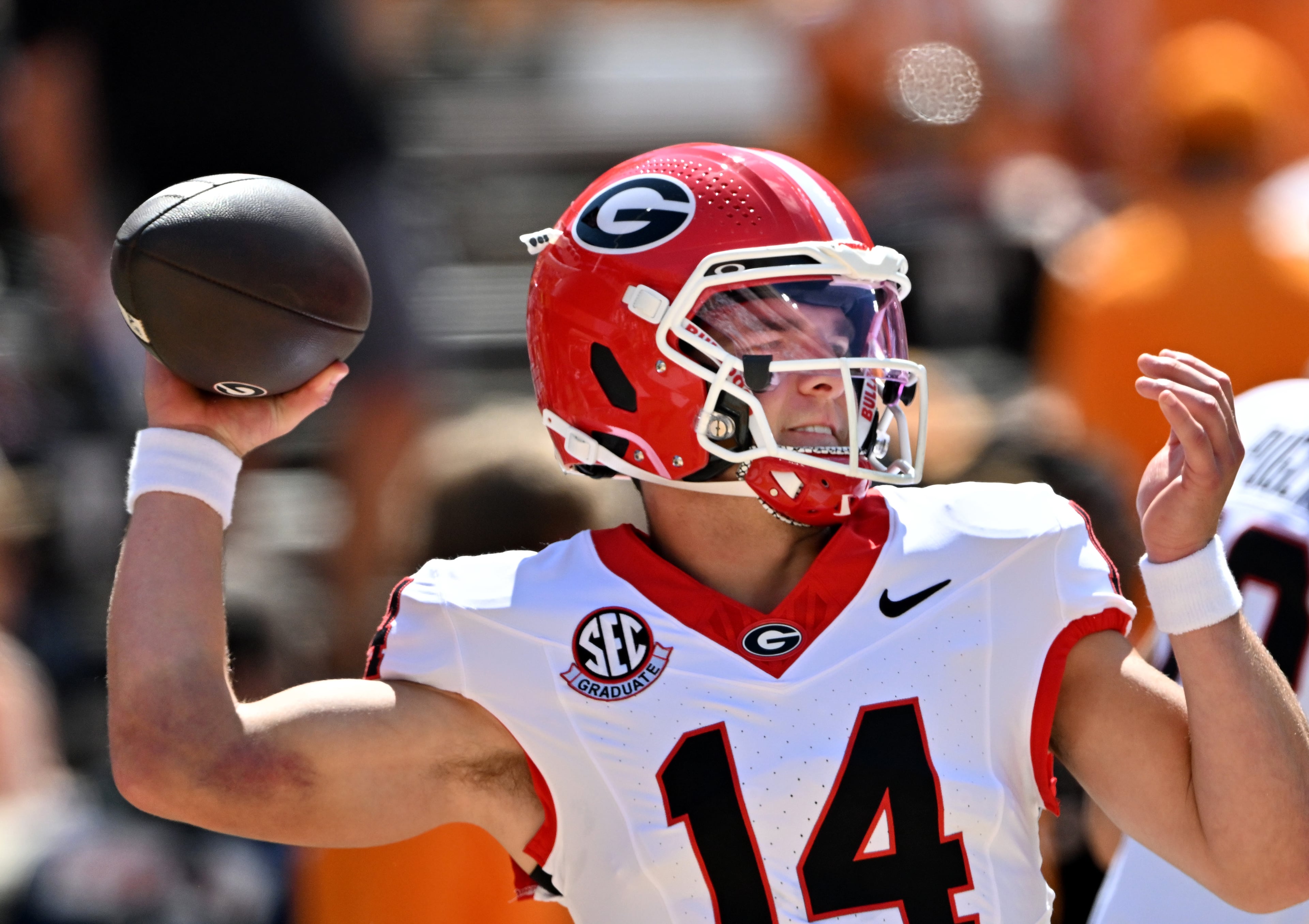 Georgia quarterback Gunner Stockton throws a ball during the warm-ups before the game against Tennessee at Neyland Stadium on Saturday, Sept. 13, 2025, in Knoxville, Tenn. (Hyosub Shin/AJC)