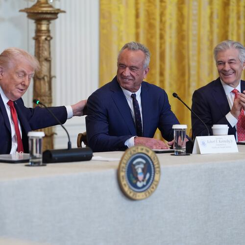 President Donald Trump attends an event to promote investment in rural health care in the East Room of the White House, Friday, Jan. 16, 2026, in Washington. Standing with the President are Secretary of Health and Human Services, Robert F. Kennedy, Jr., and Mehmet Oz, Administrator for the Centers for Medicare & Medicaid Services. (AP Photo/Evan Vucci)