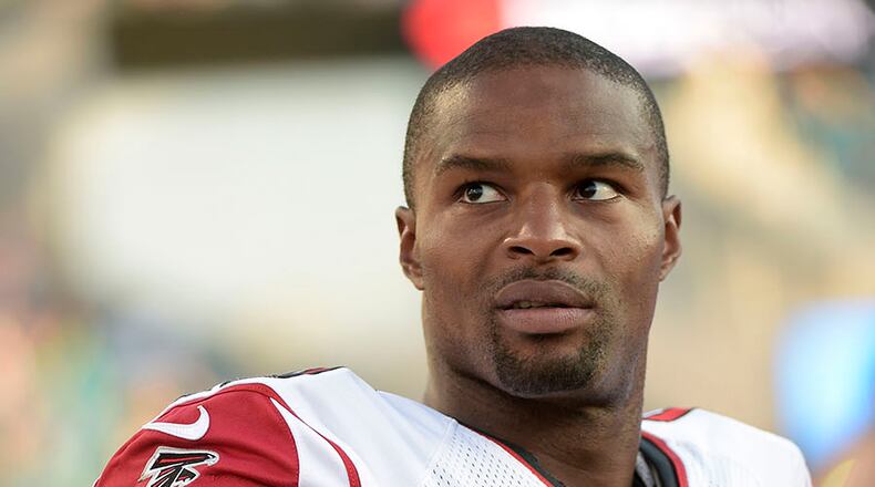 Falcons defensive end Osi Umenyiora led the team with 7.5 sacks last season.
