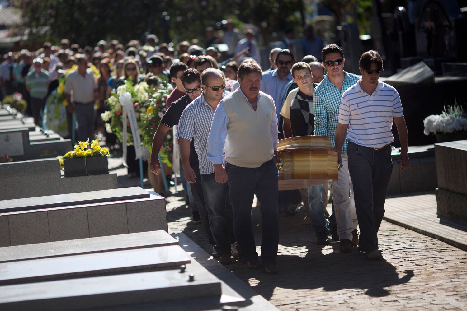More than 200 die in inferno