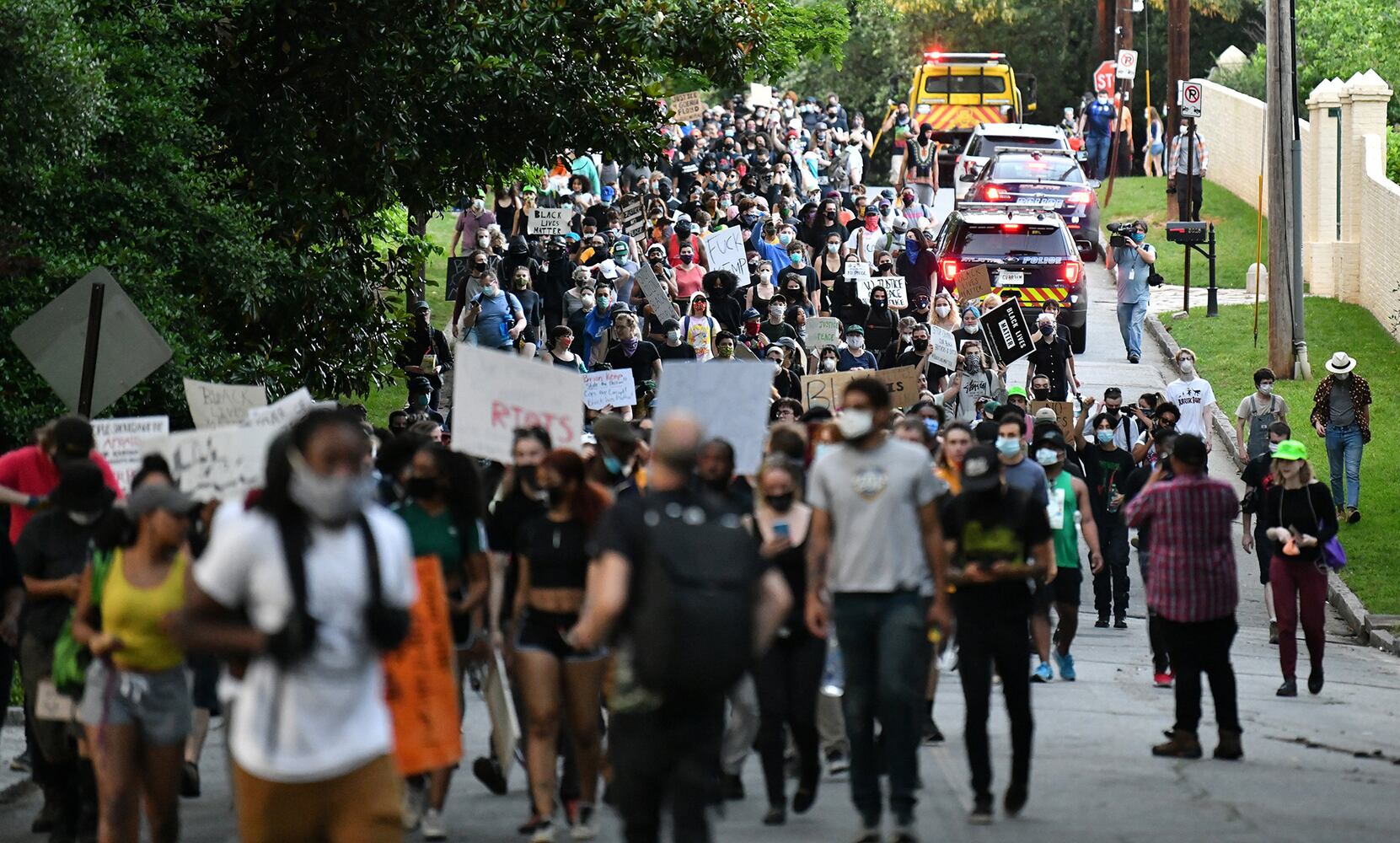 Behind the lens - Protests: Hyosub Shin