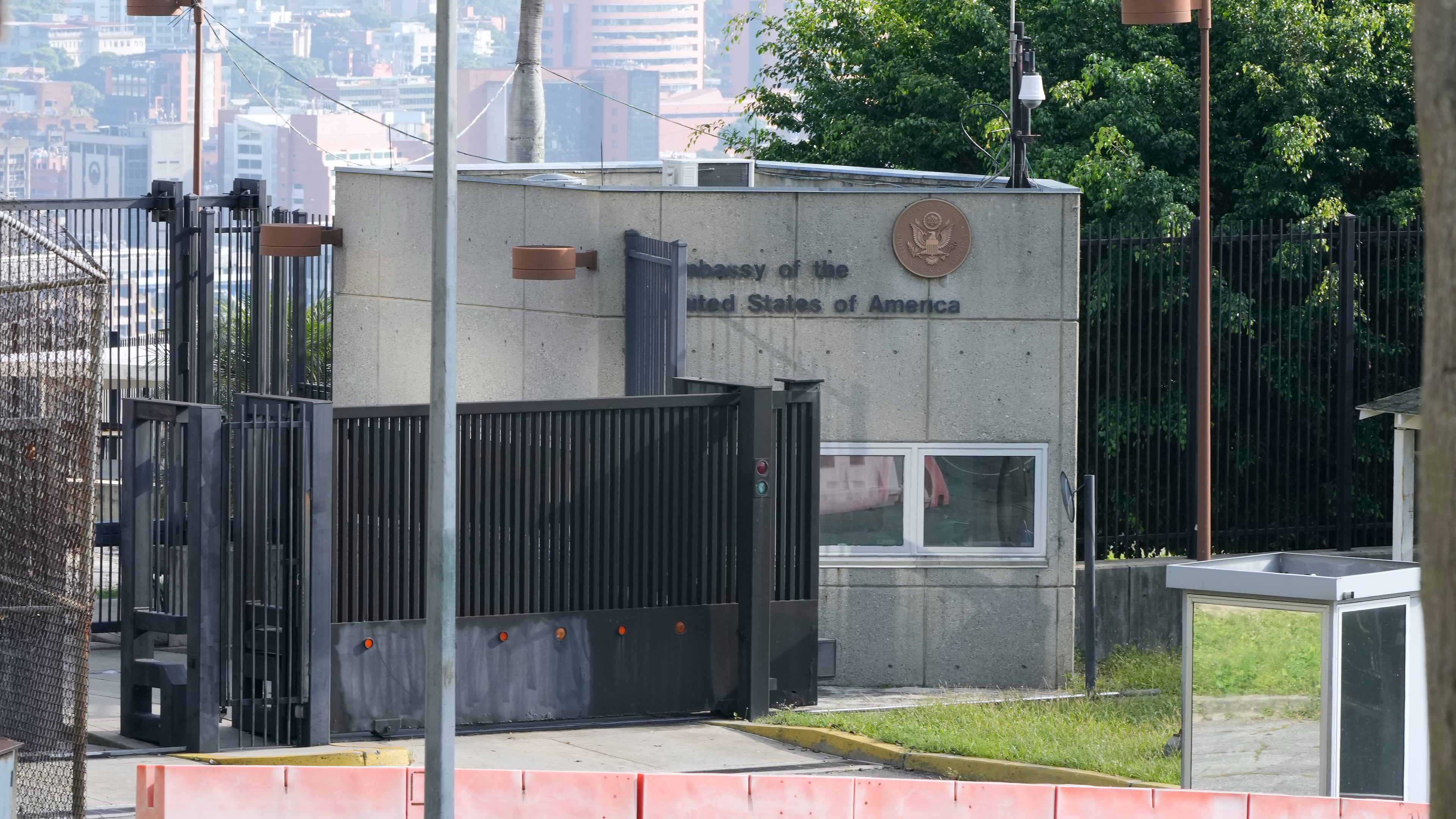 The entrance to the U.S. embassy in Caracas, Venezuela, Monday, Oct. 6, 2025. (AP Photo/Ariana Cubillos)