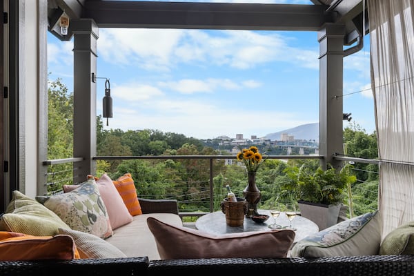 (Tomas Espinoza for the AJC)