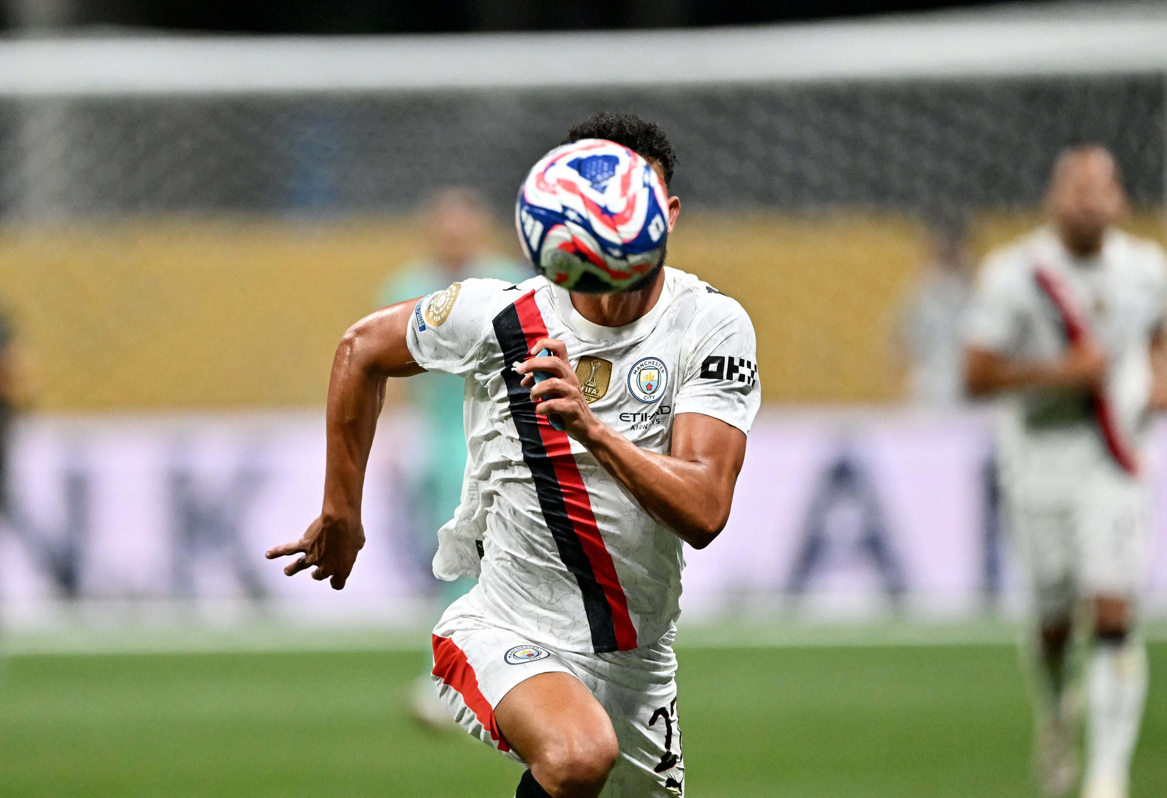 Manchester City's midfielder Matheus Nunes (27) chases the ball during the second half in Club World Cup group G soccer match at Mercedes-Benz Stadium, Sunday, June 22, 2025, in Atlanta. Manchester City won 6-0 over Al Ain. (Hyosub Shin / AJC)