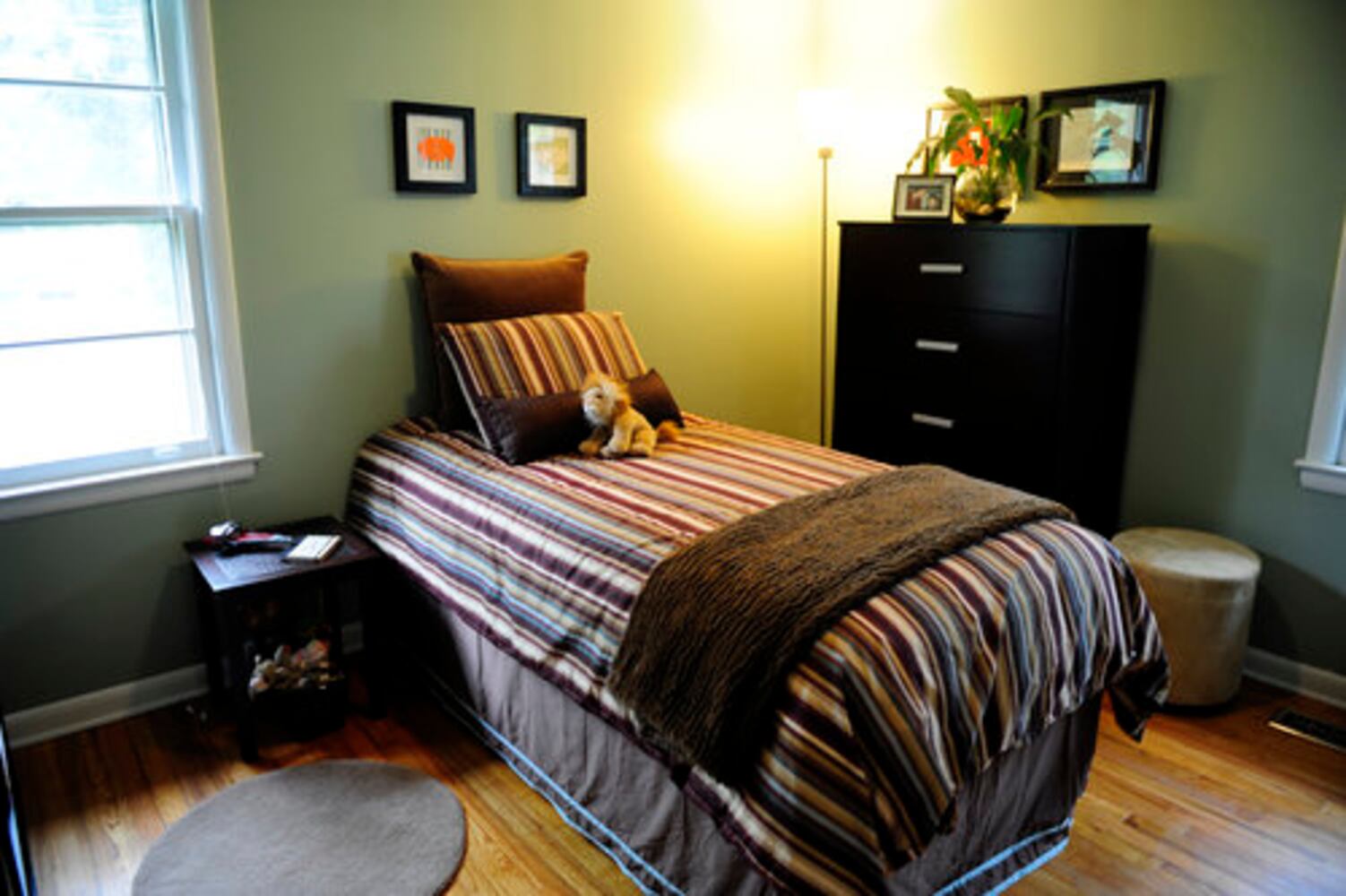 Single mom stretches budget in Doraville home