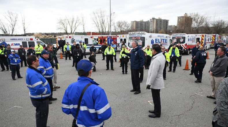 Georgia EMS crews meet with Mayor Bill de Blasio after arriving in New York City to help with COVID-19 response.