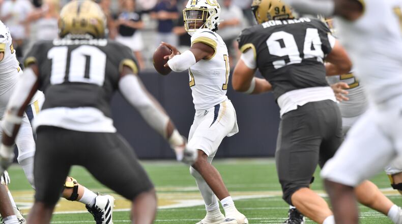 September 19, 2020 Atlanta - Georgia Tech's quarterback Jeff Sims (10) prepares to get off a pass during the second half of an NCAA college football game at Georgia Tech's Bobby Dodd Stadium in Atlanta on Saturday, September 19, 2020. UCF won 49-21 over the Georgia Tech. (Hyosub Shin / Hyosub.Shin@ajc.com)
