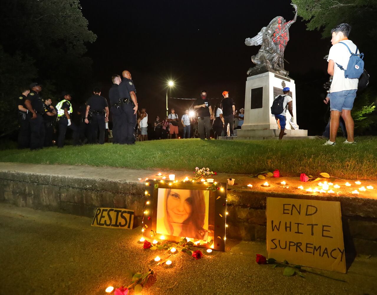Atlanta protesters hold memorial, march after Charlottesville violence