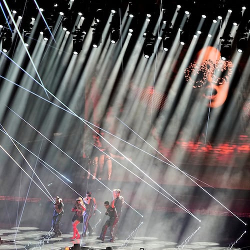 Felicia from Sweden performs the song "My System" during the dress rehearsal for the Grand Final of the 70th Eurovision Song Contest in Vienna, Austria, Friday, May 15, 2026. (AP Photo/Martin Meissner)