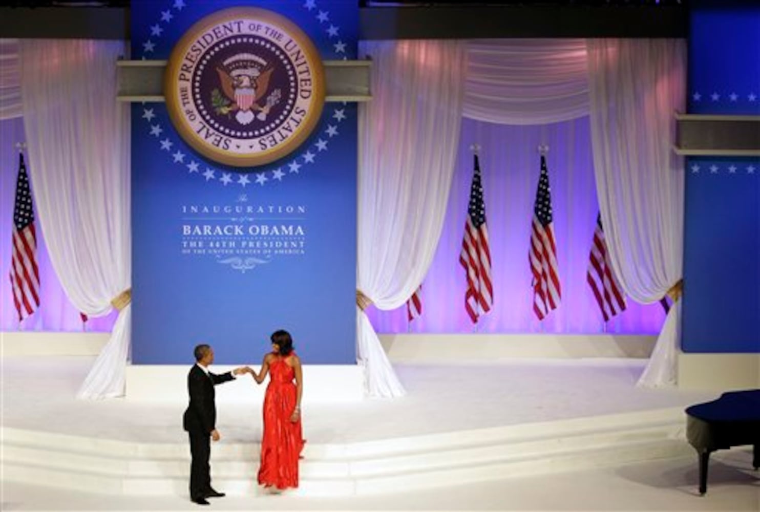 Obama's shine at Inaugural balls