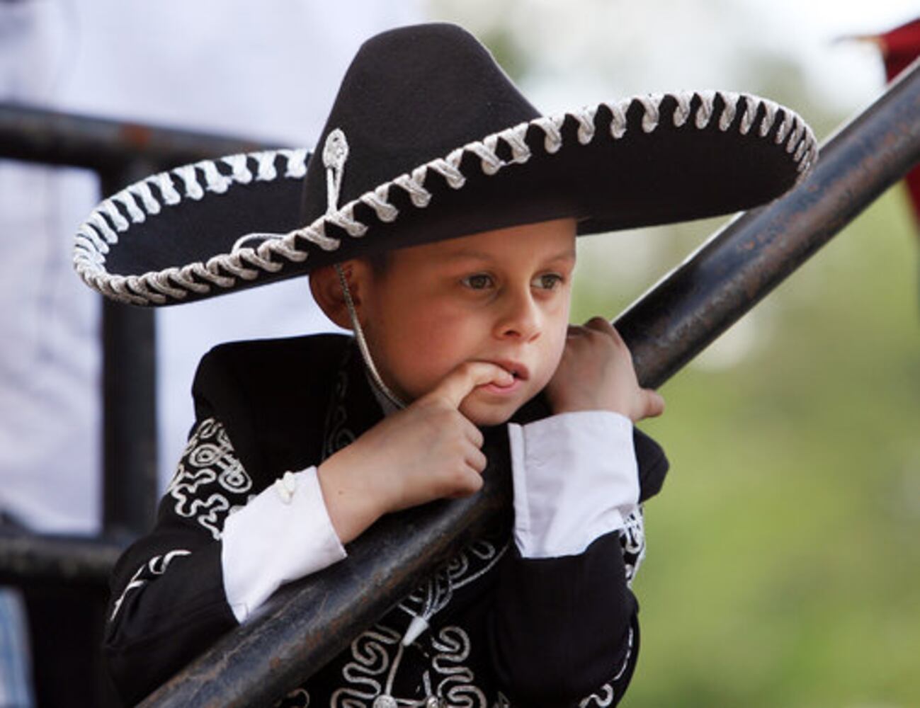 Hispanic festival livens Stone Mountain Park