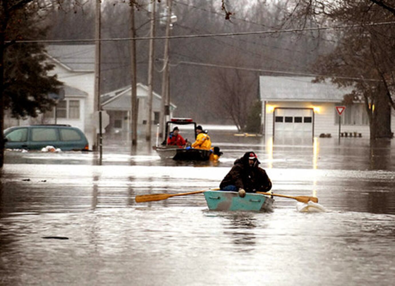 Midwest deals with flooding