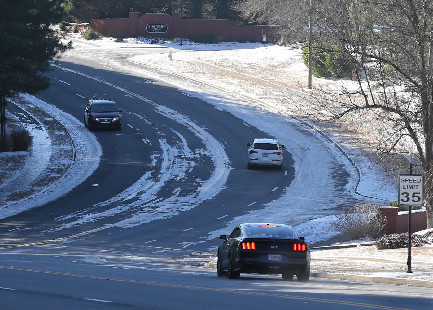 Snow, ice make for wintry weekend in metro Atlanta