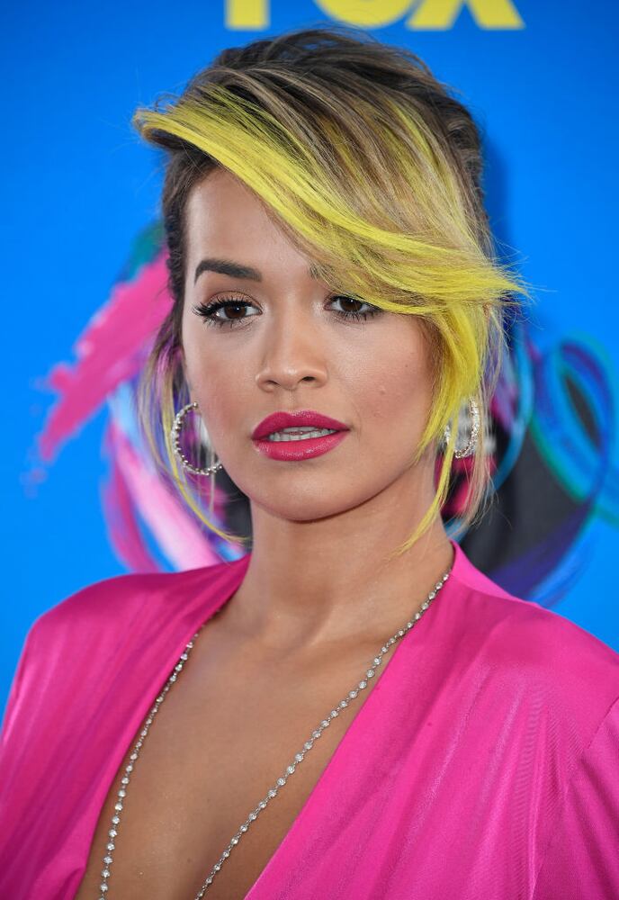 2017 teen choice awards red carpet