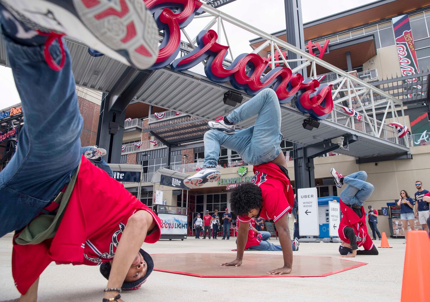 Photos: Opening day festivities at SunTrust Park