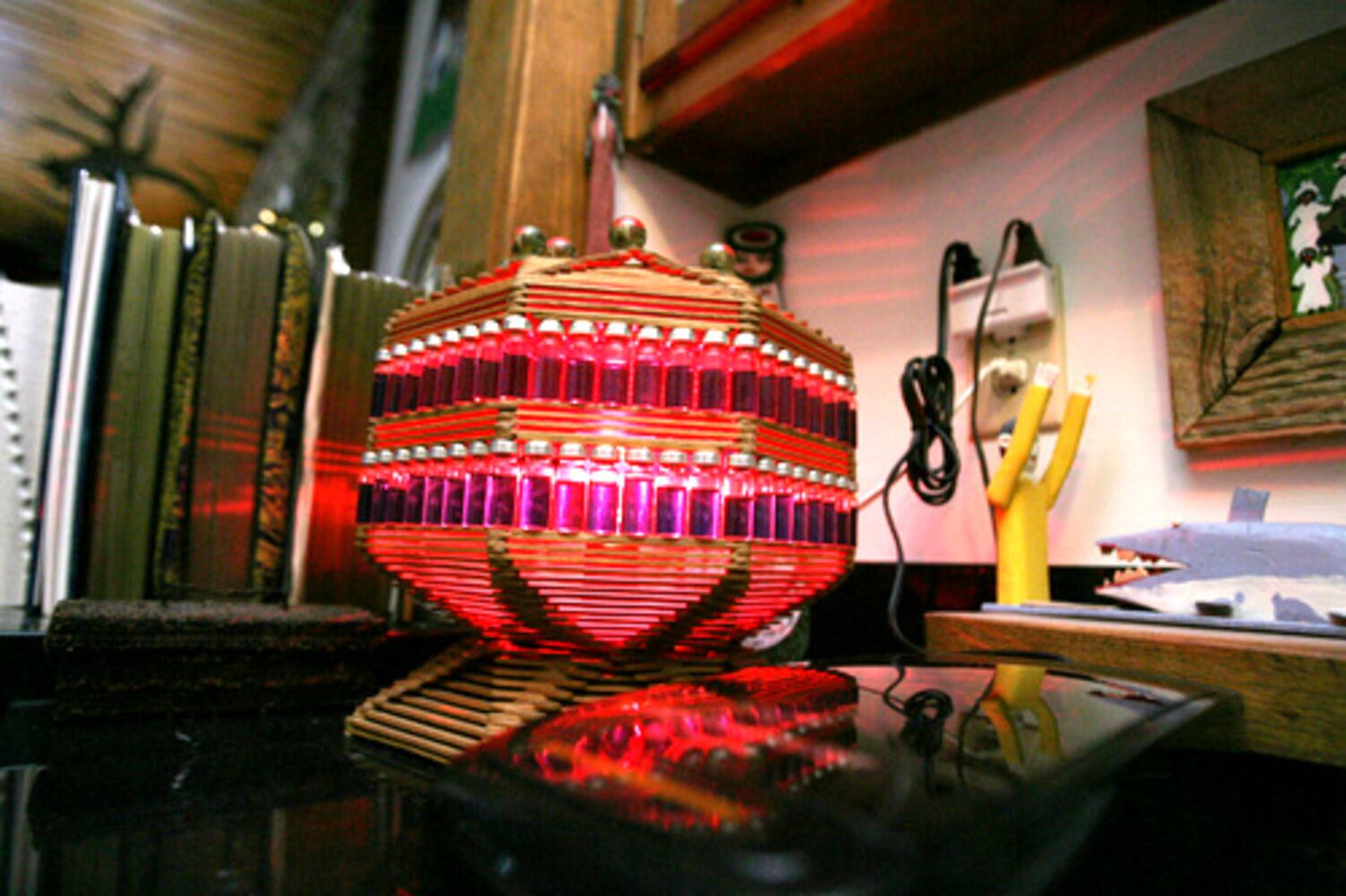 Folk art collection enlivens rustic Cobb County home