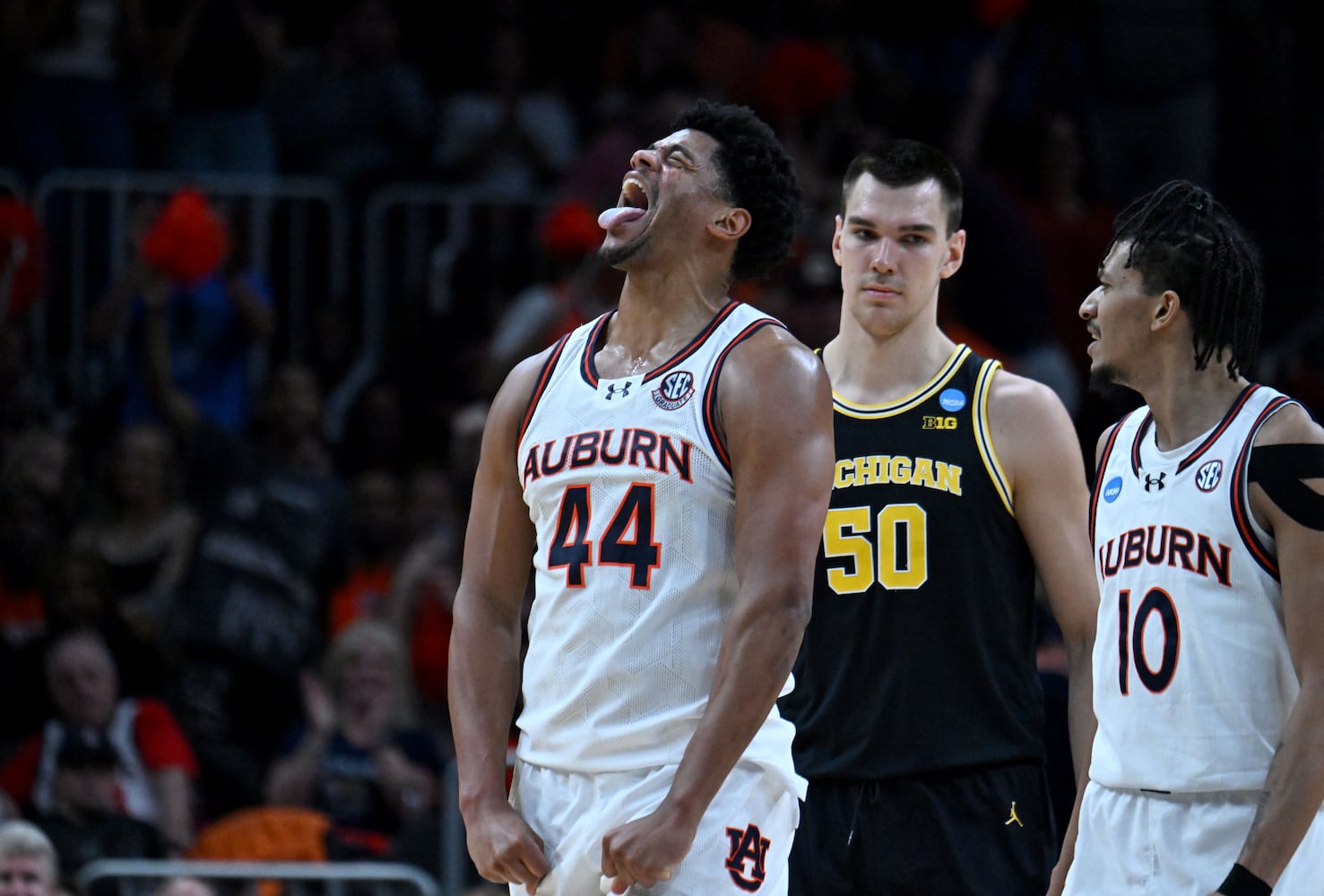Auburn vs Michigan