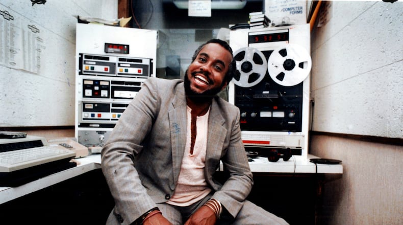 Former WGST radio talk show host Ralph from Ben Hill (Calvin Miles Smith) in one of the recording studios at the station. Hill died at age 74. (Frank Niemeir/AJC staff) 1990.