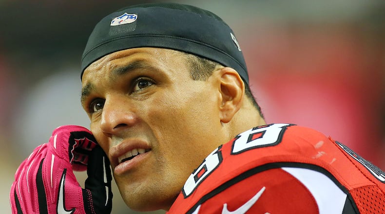 Falcons tight end Tony Gonzalez on the sidelines between offensive series against the Raiders at the Georgia Dome.