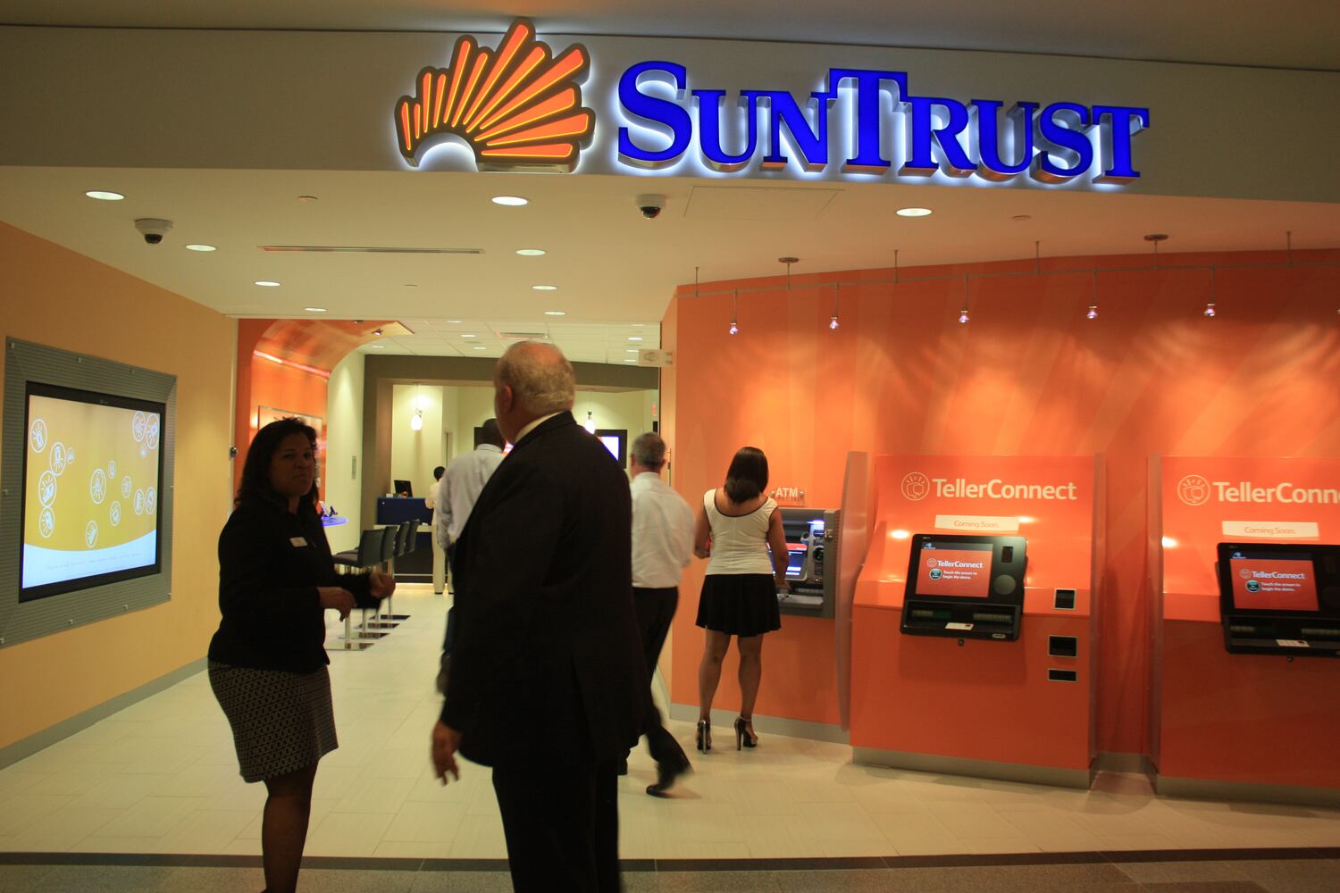 SunTrust's automated safe deposit boxes
