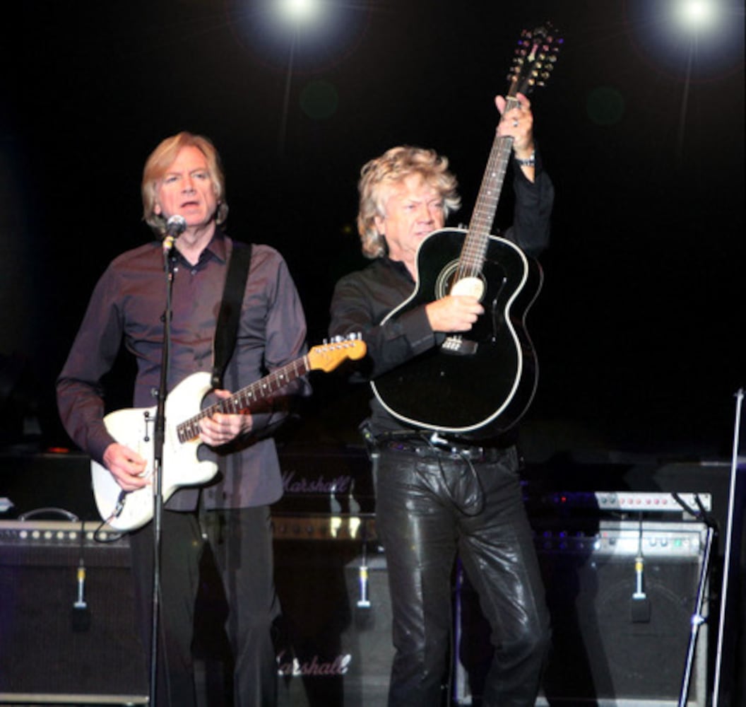 The Moody Blues lift Chastain Park