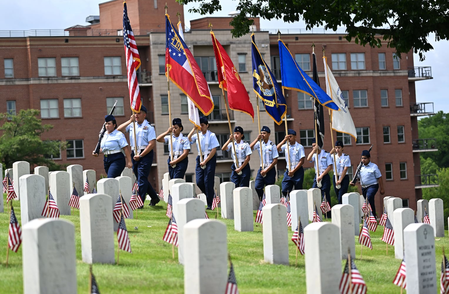 Memorial Day ceremony held at national cemetery in Marietta