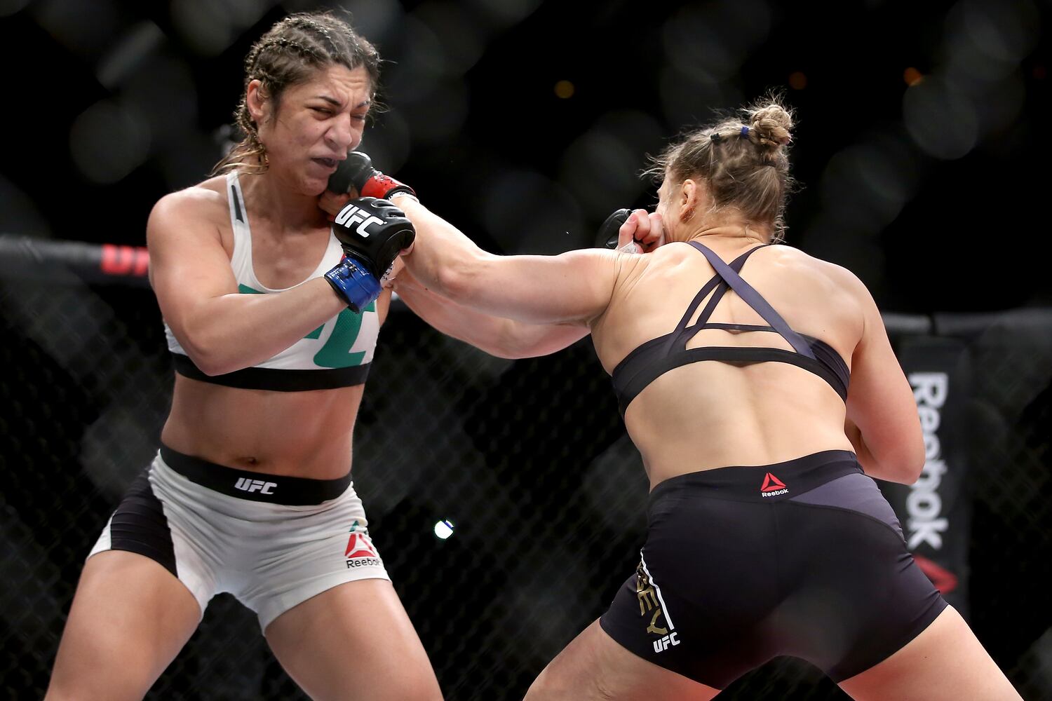 Photos: Rousey knocks out Correia in UFC title bout