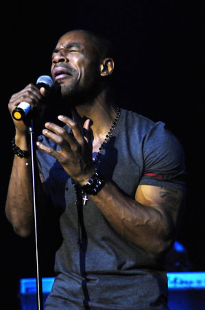 Kandi Burruss, Tank perform at Center Stage