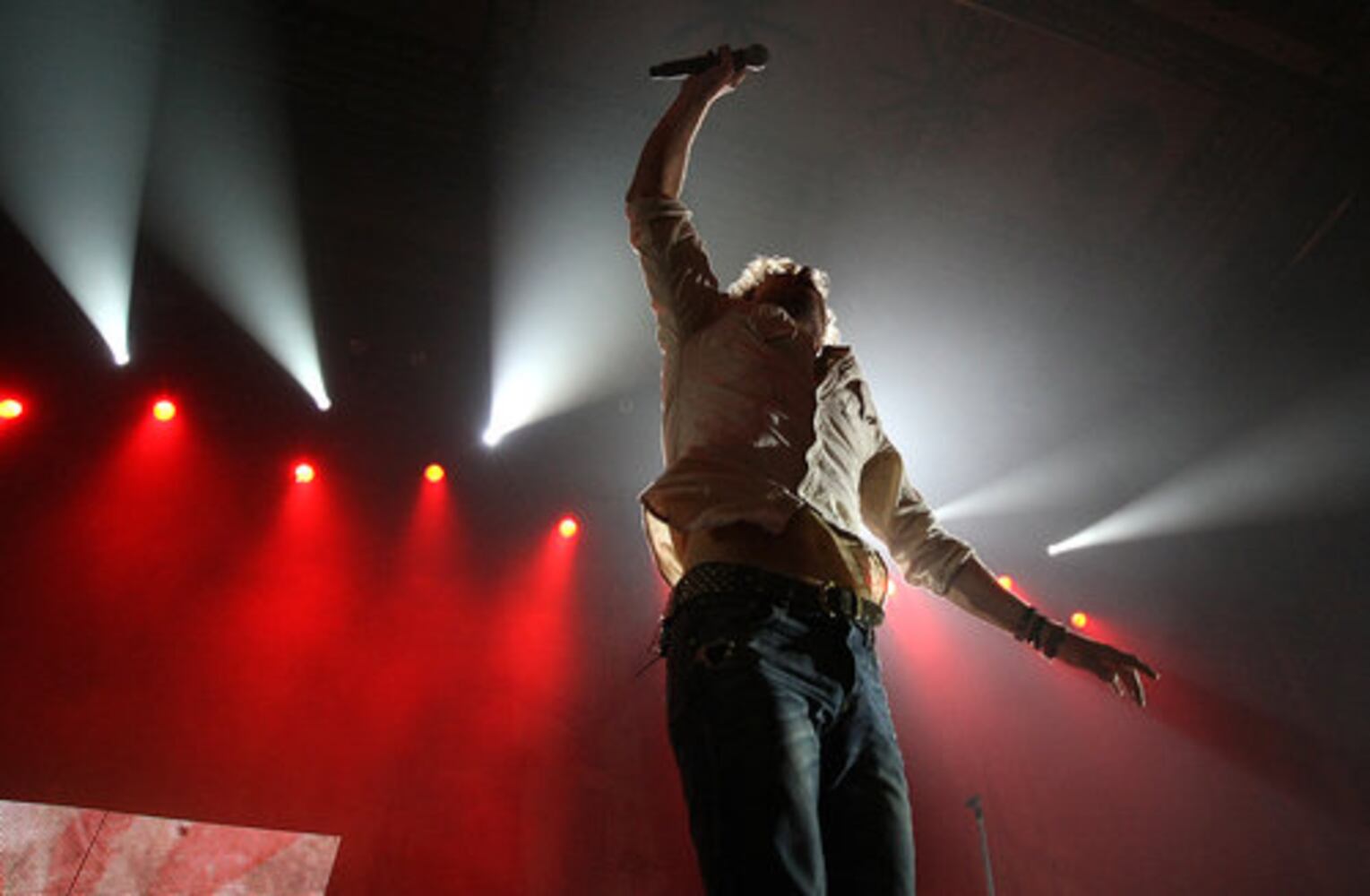 Dierks Bentley plays free Tabernacle concert