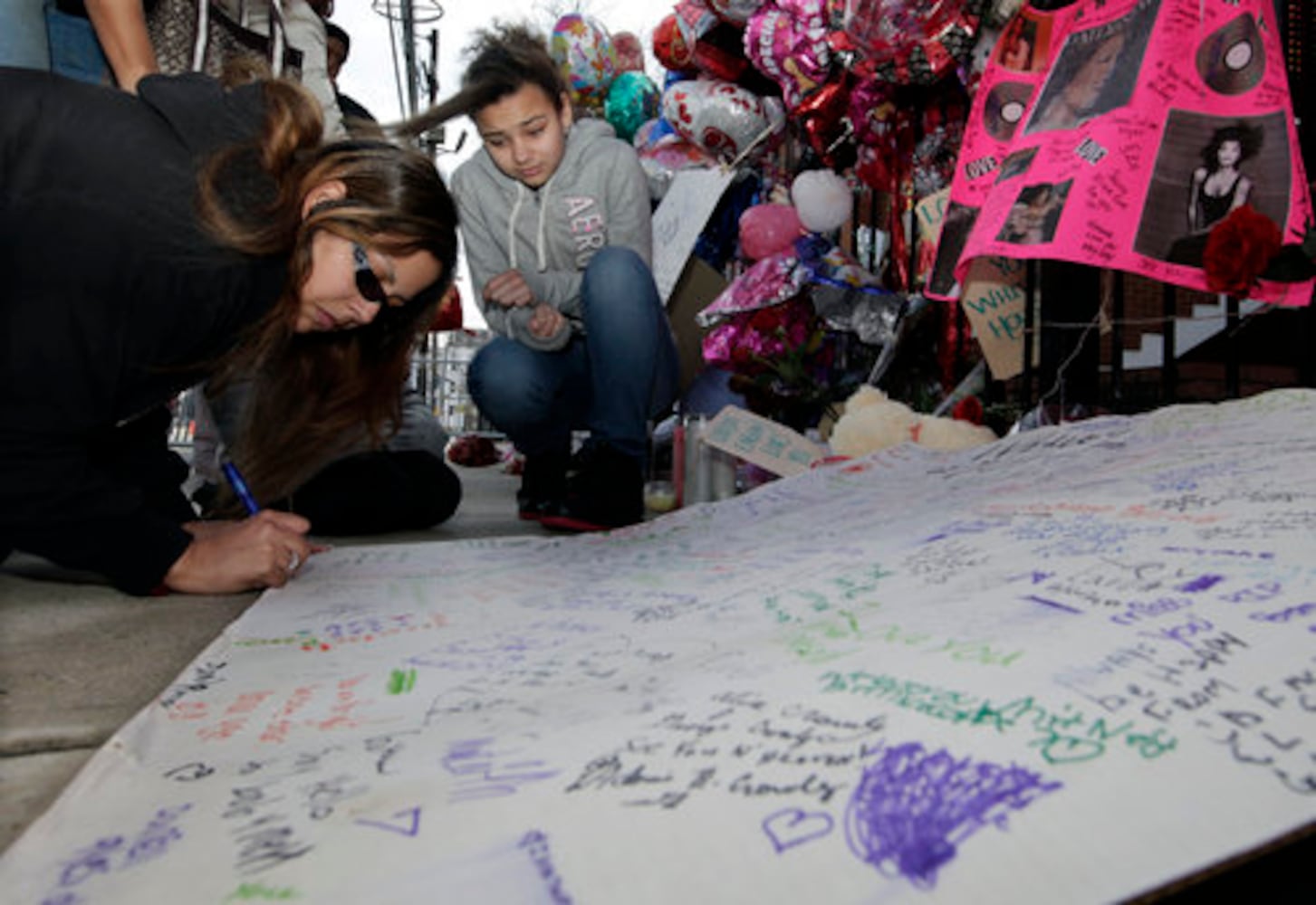 Fans mourn the loss of Whitney Houston