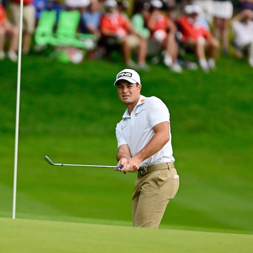 Viktor Hovland, of Norway, watches his shot land near the pin on the 15th green during the third round of the Travelers Championship golf tournament at TPC River Highlands, Saturday, June 27, 2026, in Cromwell, Conn. (AP Photo/Jessica Hill)