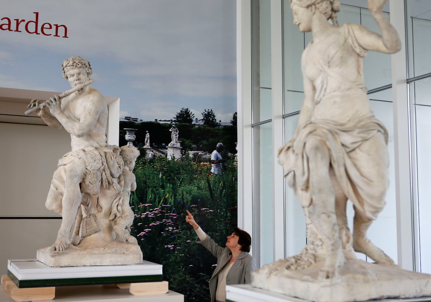 The Art of the Louvre's Tuileries Garden