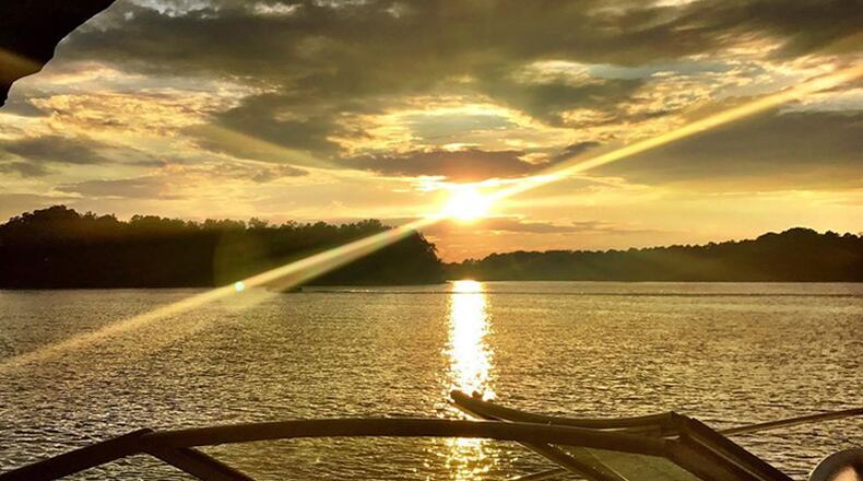 Lake Lanier is seeking volunteer couples to serve as attendants at day use parks on weekends and holidays through September. U.S. ARMY CORPS OF ENGINEERS