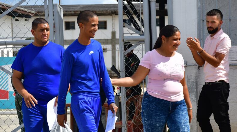 Ricardo Gámez, left, leaves prison after being released in Tocuyito, Venezuela, Sunday, Jan. 25, 2026. (AP Photo/Jacinto Oliveros)