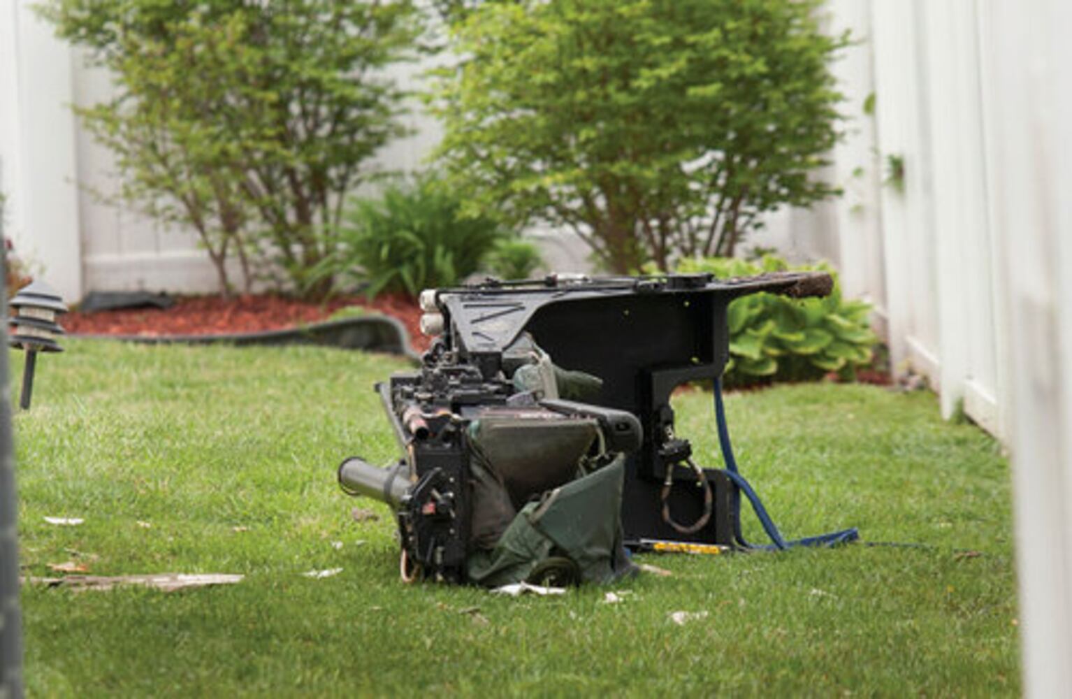 Navy jet crashes into Va. apartments