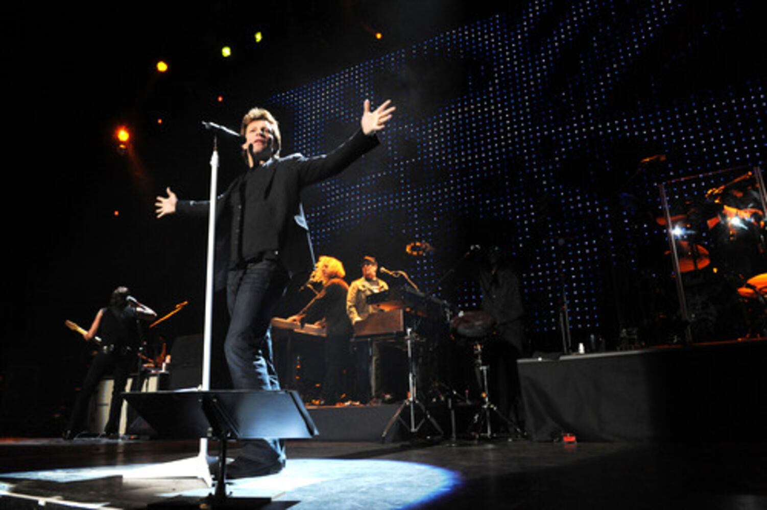 Bon Jovi launches 'Stand Up For a Cure' concert series